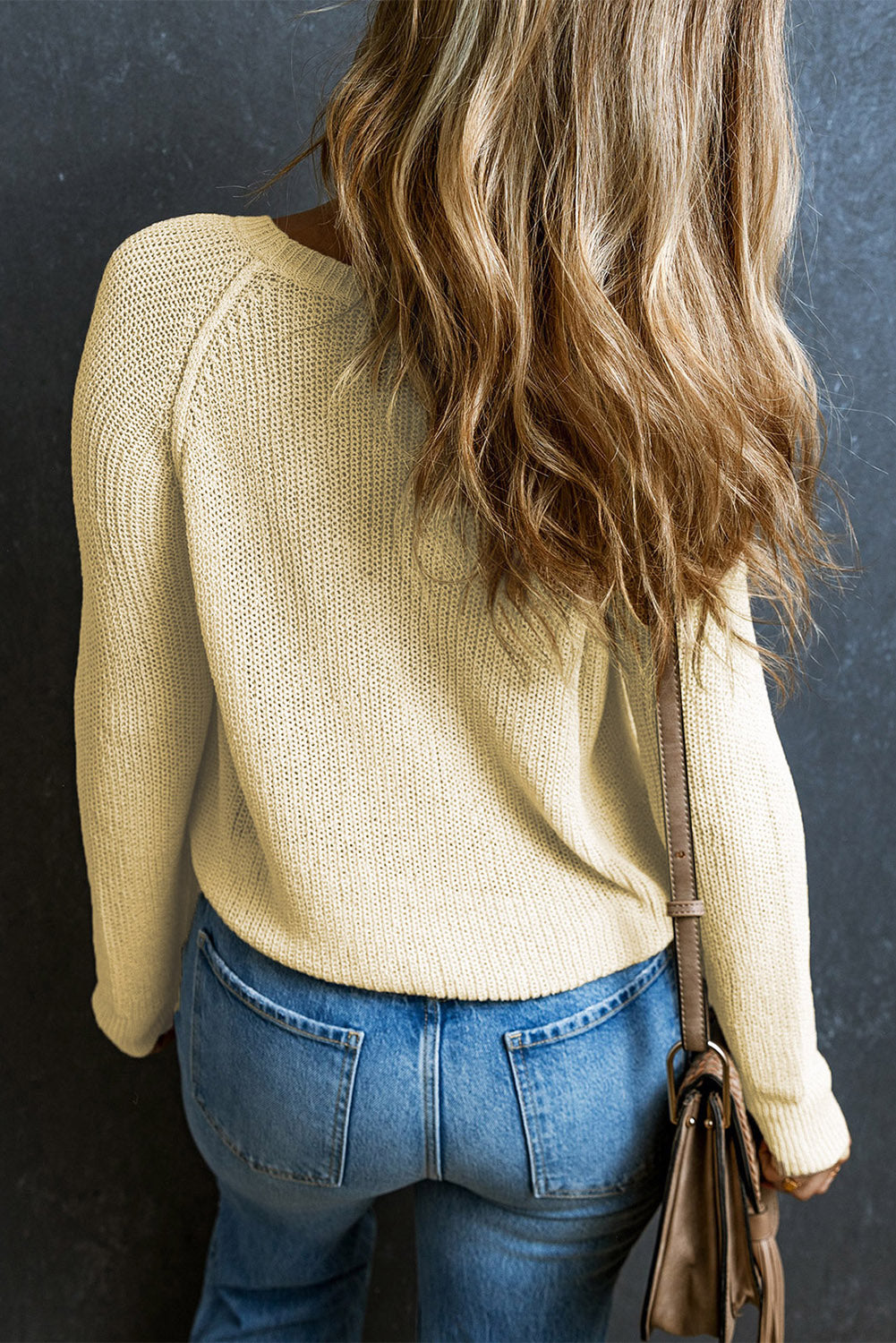 Round Neck Raglan Sleeve Sweater